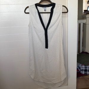 Low neck printed top